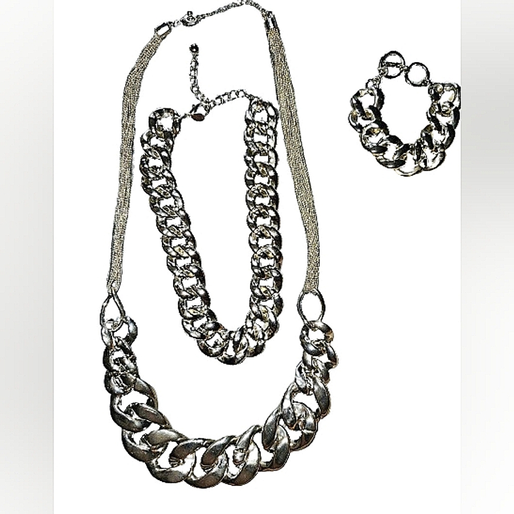 3 piece silver Cuban link necklace and bracelet set